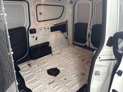 Used 2022 RAM ProMaster City Tradesman FWD image 16