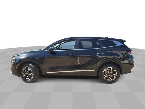 Used 2023 Kia Sportage LX FWD image 5