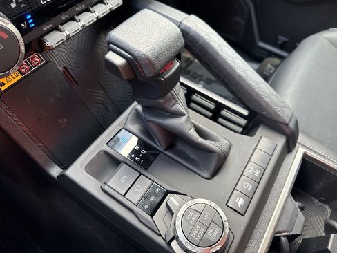 Certified 2025 Toyota 4Runner TRD Off-Road Premium w/ Tow Technology Package AWD/4WD image 22