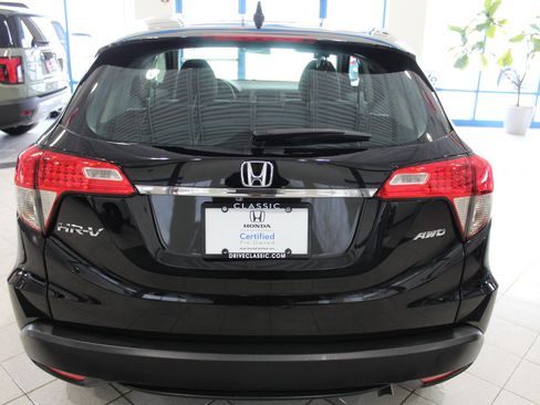 Certified 2020 Honda HR-V LX image 6