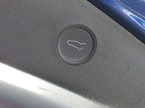 Used 2021 Tesla Model 3 Standard Range Plus image 37