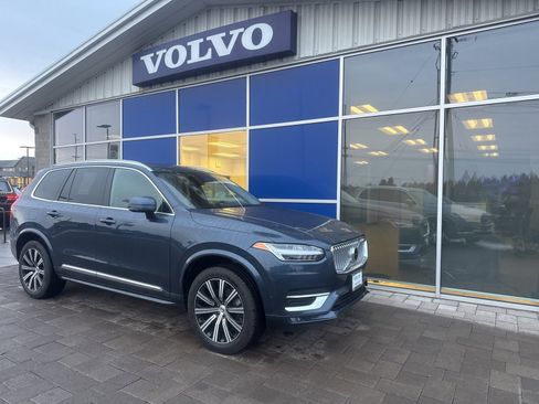 Used 2025 Volvo XC90 B6 Plus image 1