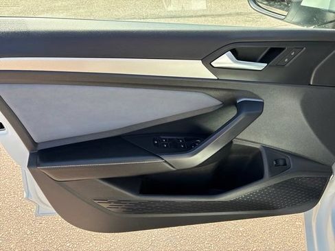 Certified 2026 Volkswagen Jetta SE FWD image 12