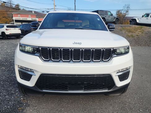 New 2025 Jeep Grand Cherokee Limited image 2