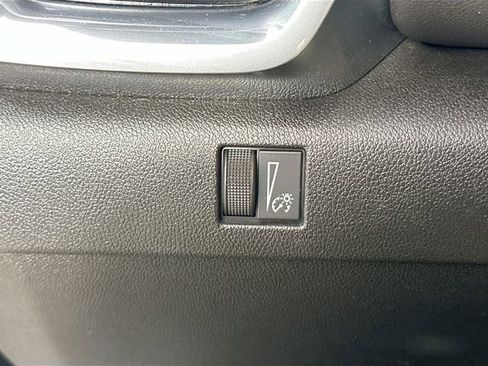 Used 2023 GMC Canyon Elevation image 20