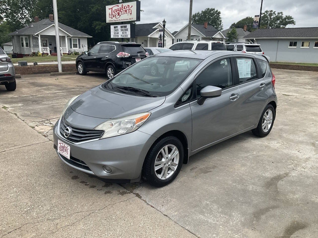 Used 2015 Nissan Versa Note SV w/ Sport Value Package FWD image 7