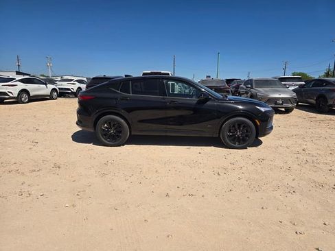 New 2026 Buick Envista Sport Touring image 4