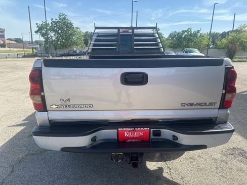 Used 2005 Chevrolet Silverado 3500 LS w/ Heavy-Duty Power Package image 11
