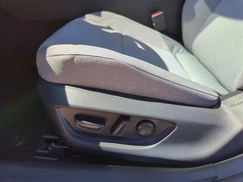 New 2026 Toyota Camry LE w/ Convenience Package FWD image 9