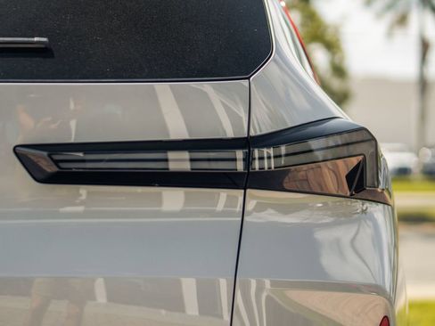 Used 2024 BMW XM Label Red image 12