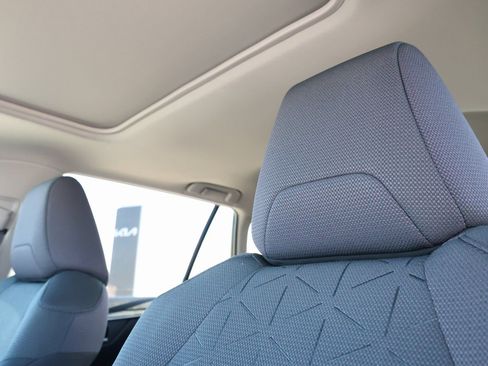 Used 2025 Toyota RAV4 XLE image 15