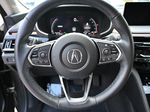 Used 2022 Acura MDX SH-AWD image 25