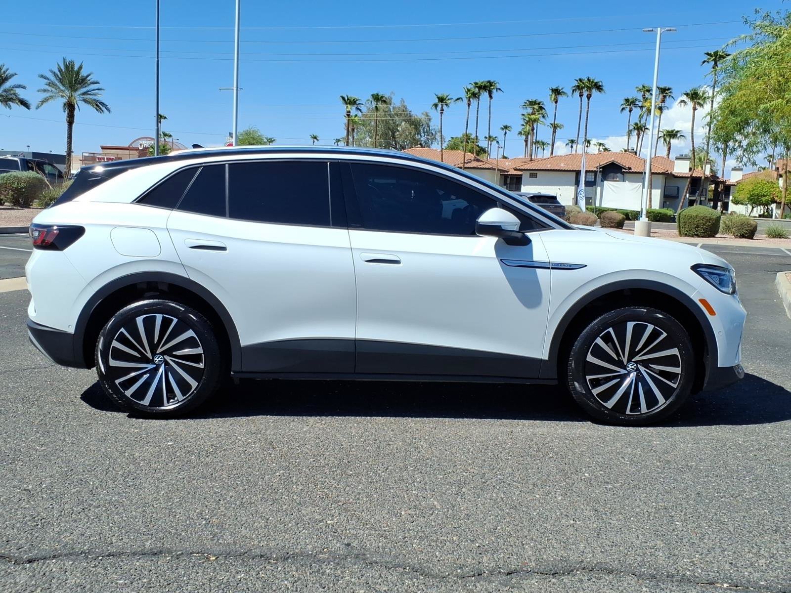 Certified 2023 Volkswagen ID.4 Pro S Plus AWD/4WD image 8