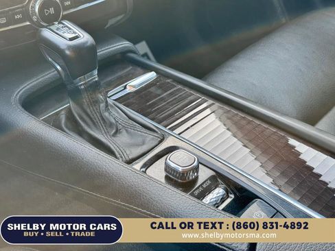 Used 2019 Volvo XC90 T6 Momentum w/ Advanced Package image 12