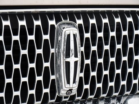 Used 2020 Lincoln Corsair Reserve w/ Equipment Group 201A image 36