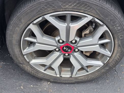 Used 2021 Kia Seltos SX w/ SX Sunroof Package AWD/4WD image 18