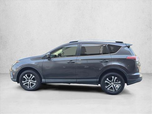 Used 2016 Toyota RAV4 LE FWD image 8