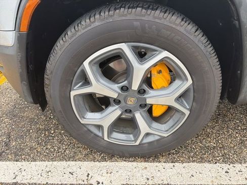 Used 2023 Rivian R1T Adventure AWD/4WD image 5