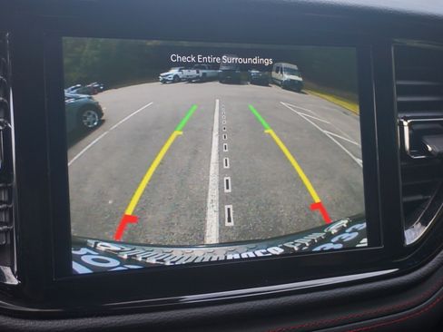 Used 2024 Dodge Durango GT image 29