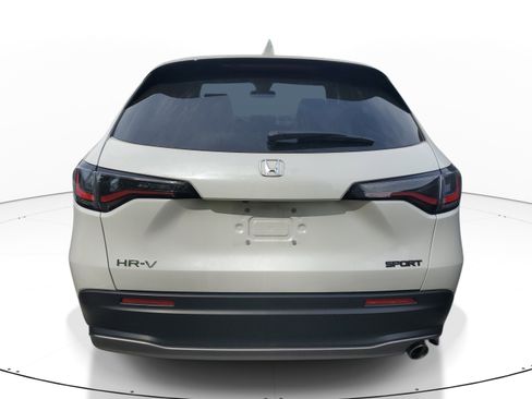 Used 2023 Honda HR-V Sport image 8