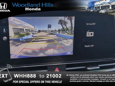 Used 2024 Hyundai Elantra SEL w/ Convenience Package FWD image 17