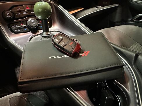 Used 2018 Dodge Challenger R/T Scat Pack RWD image 36