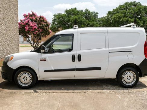 Used 2019 RAM ProMaster City Tradesman FWD image 12