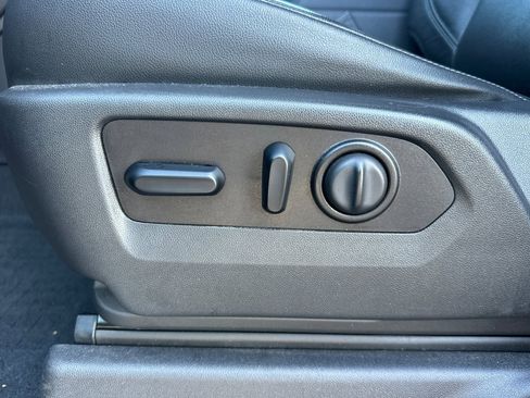 Used 2020 GMC Sierra 1500 SLT w/ SLT Premium Plus Package image 13