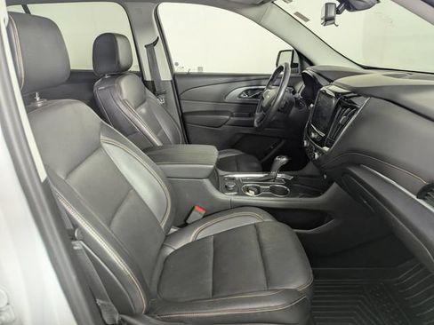 Used 2018 Chevrolet Traverse Premier w/ LPO, 'HIT The Road' Package AWD/4WD image 23