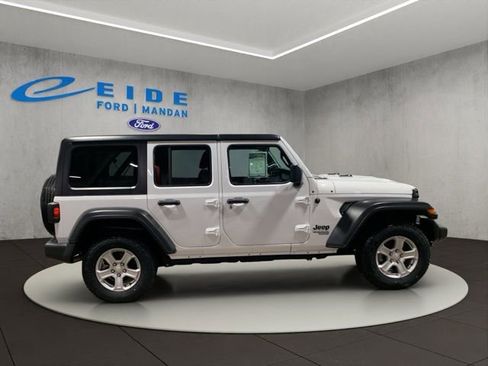 Used 2021 Jeep Wrangler Unlimited Sport image 4