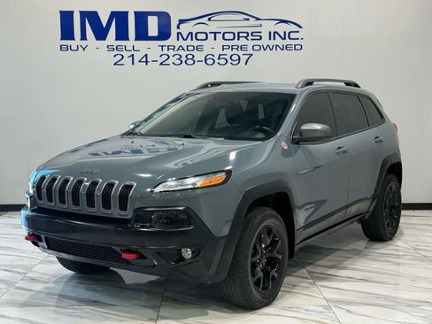 Used 2015 Jeep Cherokee Trailhawk w/ Comfort/Convenience Group image 1