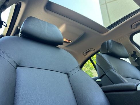 Used 2011 BMW 535i Sedan image 19