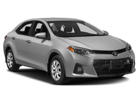 Used 2015 Toyota Corolla S FWD image 9