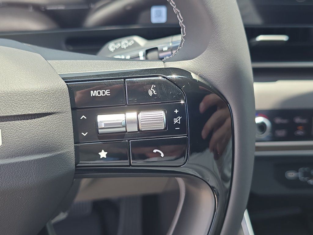 New 2027 Kia Carnival EX FWD image 31