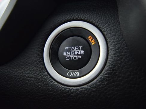 Used 2025 RAM 1500 Big Horn AWD/4WD image 35