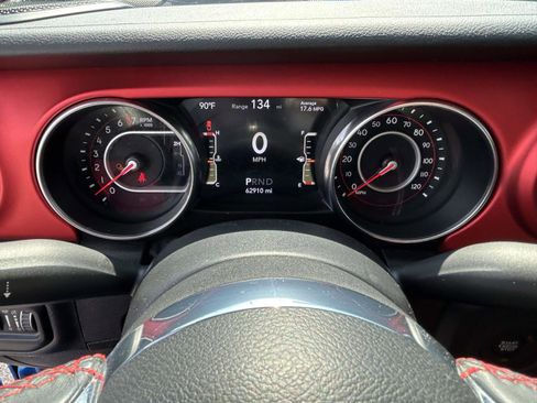 Used 2020 Jeep Gladiator Rubicon AWD/4WD image 22