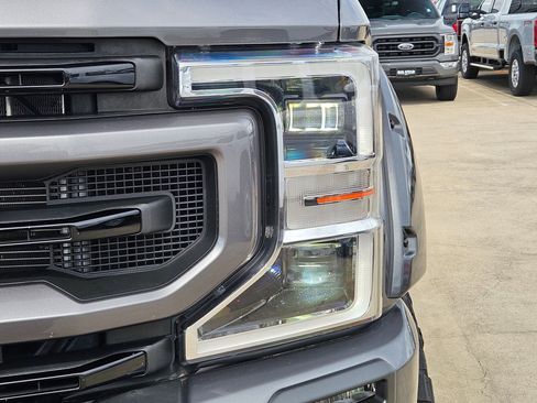 Used 2021 Ford F250 Platinum w/ FX4 Off-Road Package AWD/4WD image 10
