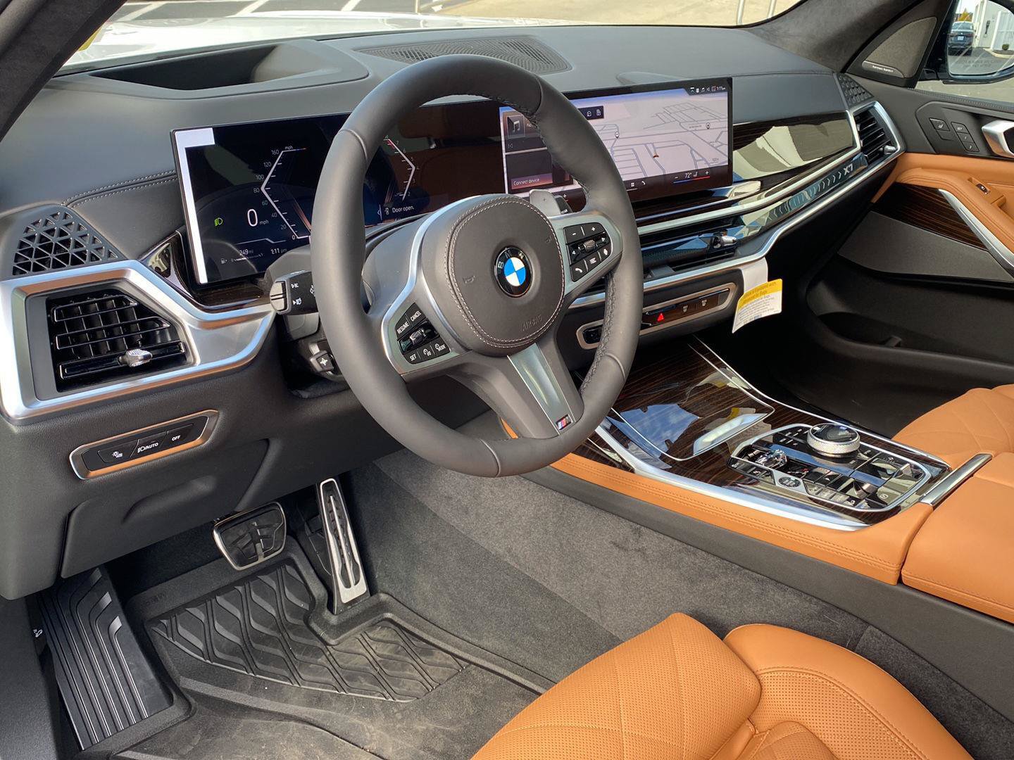 Used 2027 BMW X7 xDrive40i AWD/4WD image 10