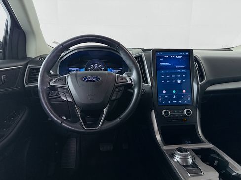 Used 2024 Ford Edge SEL image 25