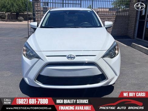 Used 2016 Scion iA FWD image 3