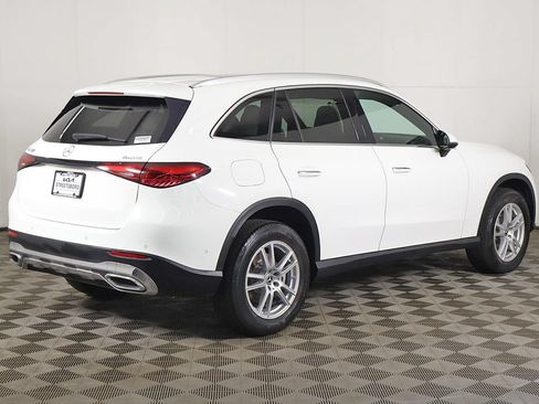 Used 2023 Mercedes-Benz GLC 300 4MATIC image 11