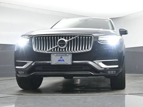 Used 2023 Volvo XC90 B6 Ultimate w/ Protection Package AWD/4WD image 40