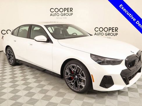 New 2025 BMW 530i w/ M Sport Package image 1