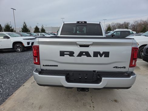New 2026 RAM 2500 Laramie AWD/4WD image 5