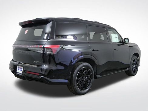 New 2026 INFINITI QX80 4WD image 2