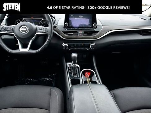 Used 2024 Nissan Altima 2.5 SV image 14