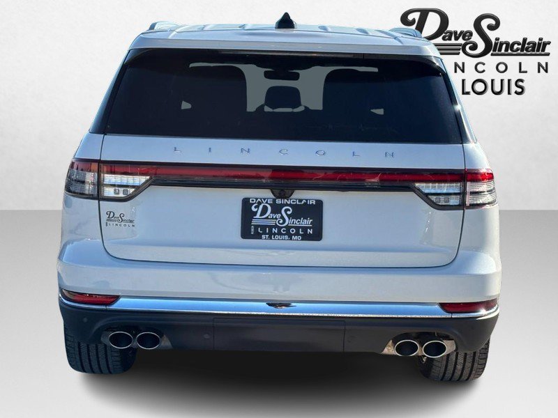 New 2027 Lincoln Aviator Reserve AWD/4WD image 4