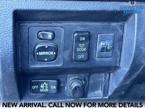 Used 2017 Toyota Tundra SR AWD/4WD image 10