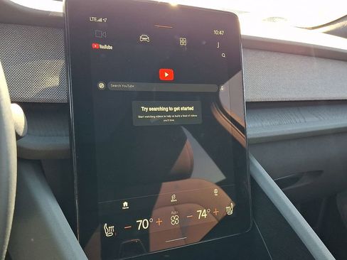 Used 2022 Polestar Polestar 2 w/ Plus Package image 26