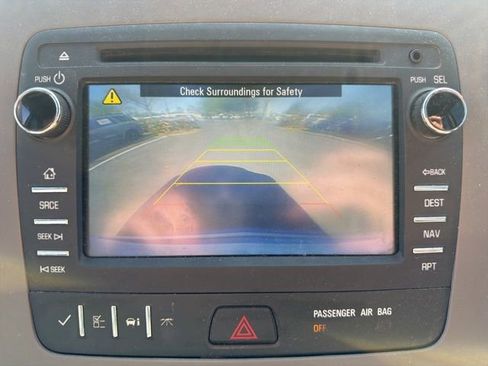 Used 2017 Chevrolet Traverse LS image 27